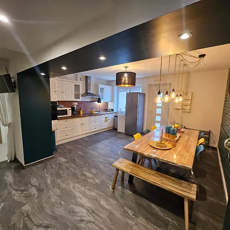 شقة Le Loft Bleu 3 Etoiles 12 Personnes *